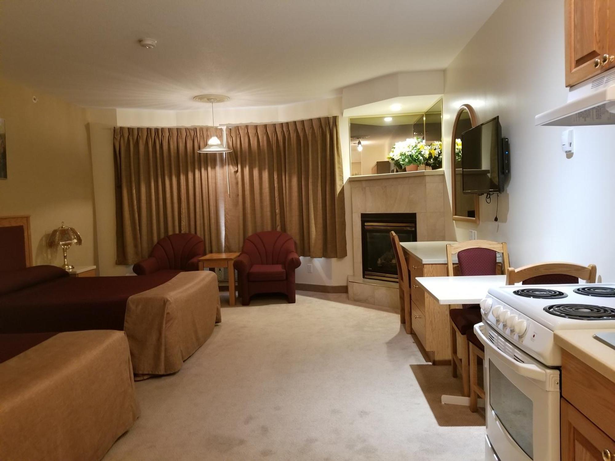 New Imperial Suites Уайткорт Екстериор снимка